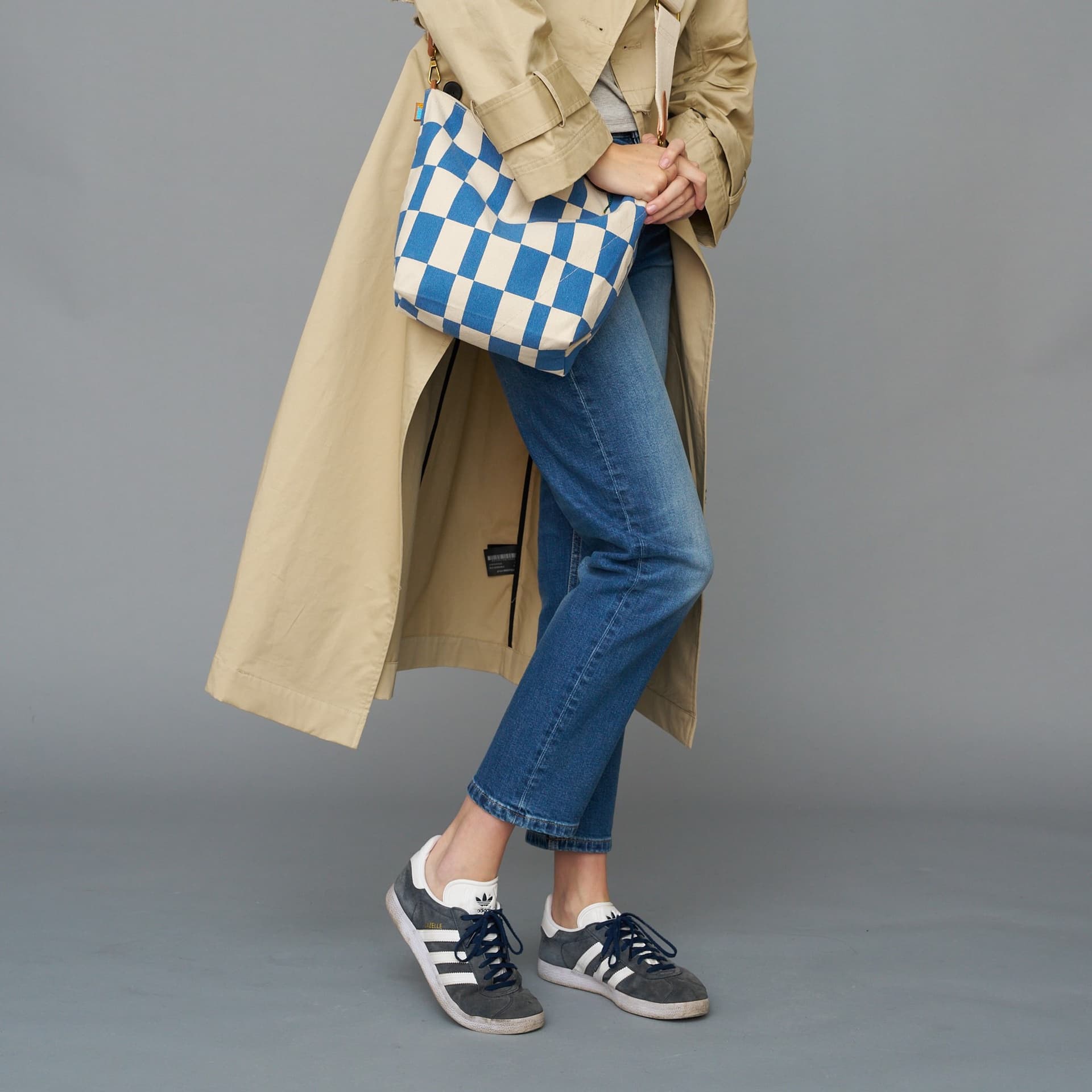 Large Convertible Pouch
