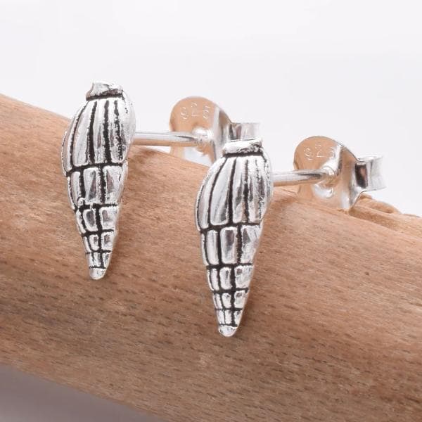 925 Silver Tulip Seashell Stud Earrings S844