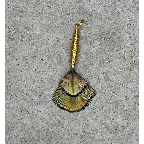 Long Gold Pendant 013