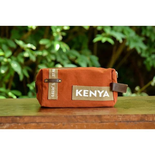 Chyulu Washbag